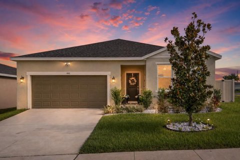 House in Mascotte, Florida 4 bedrooms, 205.22 sq.m. № 2391215