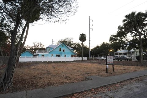 Land in St. Lucie, Florida № 2100400 - photo 12