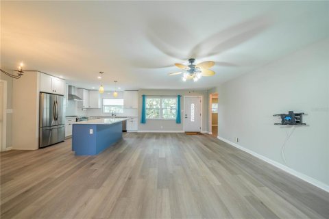 Villa ou maison à vendre à Tampa, Floride: 3 chambres, 147.16 m2 № 1774805 - photo 8