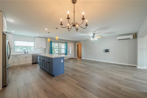 Villa ou maison à vendre à Tampa, Floride: 3 chambres, 147.16 m2 № 1774805 - photo 9