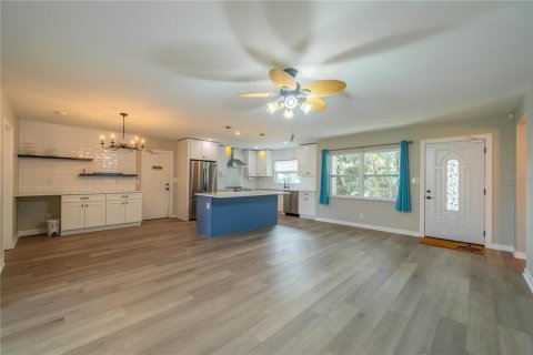 Villa ou maison à vendre à Tampa, Floride: 3 chambres, 147.16 m2 № 1774805 - photo 15