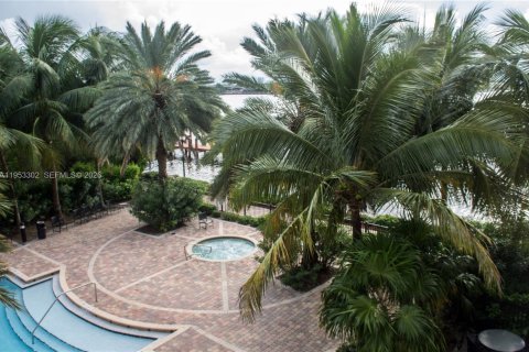 Condominio en alquiler en Sunny Isles Beach, Florida, 1 dormitorio, 62.52 m2 № 2054730 - foto 23