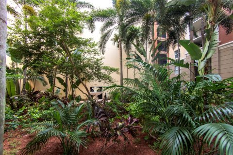 Condominio en alquiler en Sunny Isles Beach, Florida, 1 dormitorio, 62.52 m2 № 2054730 - foto 16