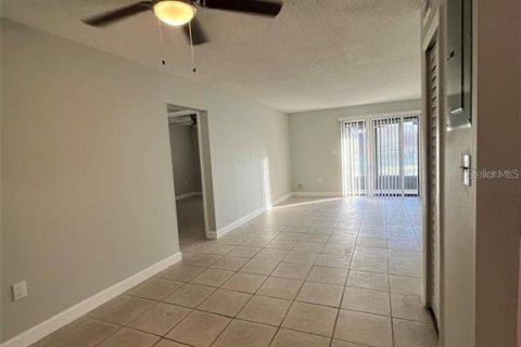 Condominio en alquiler en Altamonte Springs, Florida, 1 dormitorio, 72.93 m2 № 1879630 - foto 7