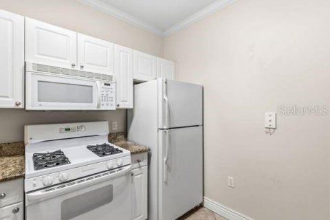Condominio en venta en Clearwater, Florida, 1 dormitorio, 82.68 m2 № 2258986 - foto 11