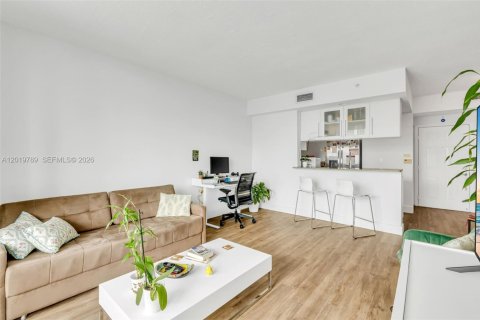 Copropriété à vendre à Miami, Floride: 1 chambre, 69.58 m2 № 2256736 - photo 24