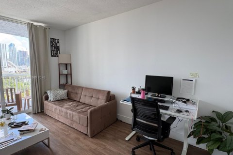 Copropriété à vendre à Miami, Floride: 1 chambre, 69.58 m2 № 2256736 - photo 7