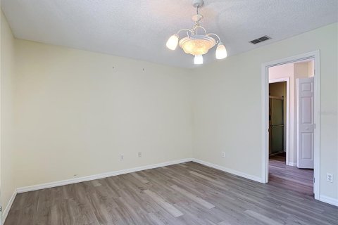 House in Clermont, Florida 4 bedrooms, 137.59 sq.m. № 2238002 - photo 20
