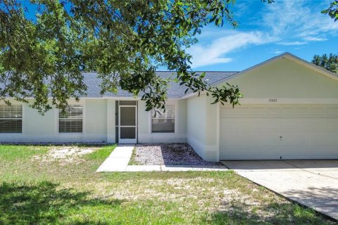 House in Clermont, Florida 4 bedrooms, 137.59 sq.m. № 2238002 - photo 3
