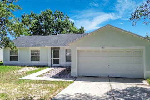 House in Clermont, Florida 4 bedrooms, 137.59 sq.m. № 2238002