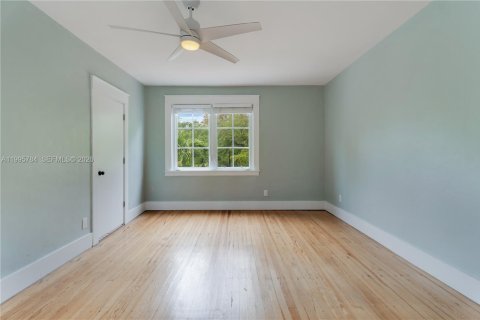 Villa ou maison à vendre à Coral Gables, Floride: 3 chambres, 149.11 m2 № 2064780 - photo 26