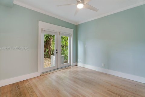 Villa ou maison à vendre à Coral Gables, Floride: 3 chambres, 149.11 m2 № 2064780 - photo 27