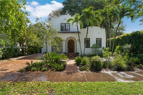Villa ou maison à vendre à Coral Gables, Floride: 3 chambres, 149.11 m2 № 2064780 - photo 2