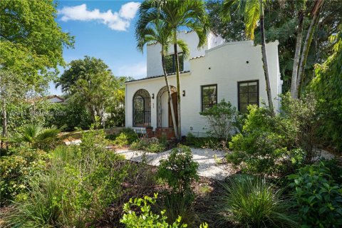 Villa ou maison à vendre à Coral Gables, Floride: 3 chambres, 149.11 m2 № 2064780 - photo 3