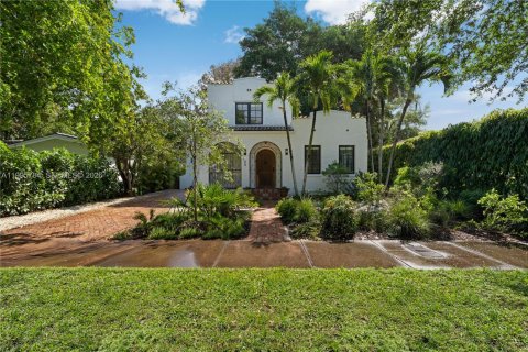 Villa ou maison à Coral Gables, Floride 3 chambres, 149.11 m2 № 2064780