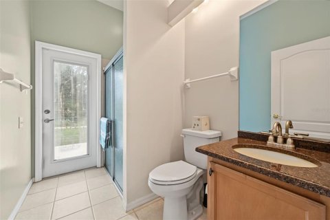 House in New Port Richey, Florida 4 bedrooms, 255.02 sq.m. № 2405665 - photo 25