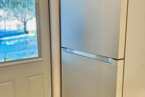 Condo in Lauderdale Lakes, Florida, 2 bedrooms № 2249297 - photo 10