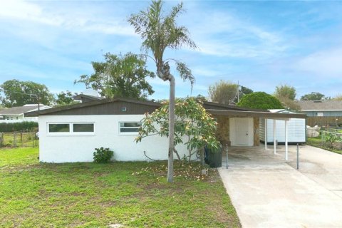 House in Apollo Beach, Florida 3 bedrooms, 130.34 sq.m. № 2094957 - photo 29