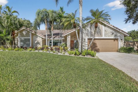 Villa ou maison à vendre à Plantation, Floride: 4 chambres, 258.18 m2 № 1957048 - photo 2