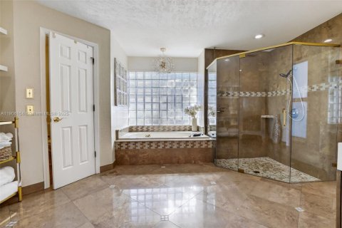 Villa ou maison à vendre à Plantation, Floride: 4 chambres, 258.18 m2 № 1957048 - photo 25