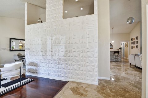 Villa ou maison à vendre à Plantation, Floride: 4 chambres, 258.18 m2 № 1957048 - photo 5