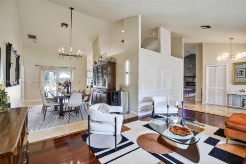 Villa ou maison à vendre à Plantation, Floride: 4 chambres, 258.18 m2 № 1957048 - photo 8