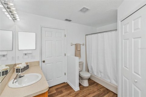 House in Daytona Beach, Florida 3 bedrooms, 140.65 sq.m. № 2225812 - photo 9