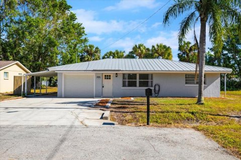 Casa en Sarasota, Florida 3 dormitorios, 161.84 m2 № 2367308