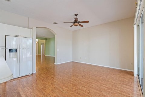 House in Lake Worth, Florida 3 bedrooms, 198.9 sq.m. № 1794223 - photo 18