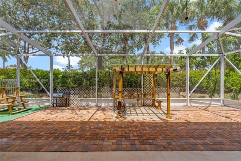 House in Lake Worth, Florida 3 bedrooms, 198.9 sq.m. № 1794223 - photo 5
