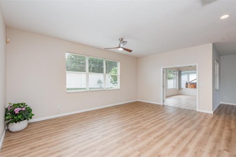 Casa en venta en Port Orange, Florida, 3 dormitorios, 189.24 m2 № 1792186 - foto 8