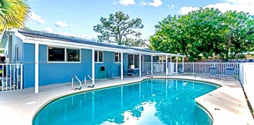 Casa en Pompano Beach, Florida 3 dormitorios, 120.77 m2 № 1962790