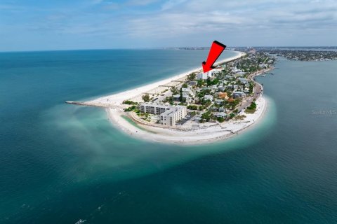 Купить кондоминиум в Сент-Пит-Бич, Флорида 4 комнаты, 104.05м2, № 2209306 - фото 3