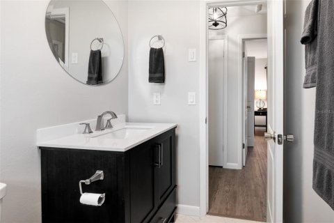 Immobilier commercial à vendre à Orlando, Floride: 4 chambres, 147.16 m2 № 2201606 - photo 26