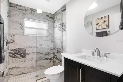 Immobilier commercial à vendre à Orlando, Floride: 4 chambres, 147.16 m2 № 2201606 - photo 15