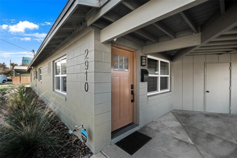 Immobilier commercial à vendre à Orlando, Floride: 4 chambres, 147.16 m2 № 2201606 - photo 3