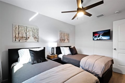 Immobilier commercial à vendre à Orlando, Floride: 4 chambres, 147.16 m2 № 2201606 - photo 14