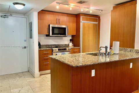 Copropriété à louer à Bal Harbour, Floride: 1 chambre, 83.24 m2 № 1848294 - photo 17