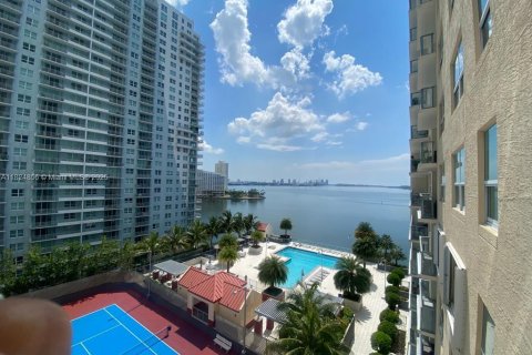 Condo in Miami, Florida, 3 bedrooms  № 1790465 - photo 3
