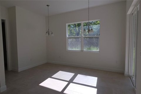 Casa en venta en DeLand, Florida, 5 dormitorios, 187.48 m2 № 2201086 - foto 27