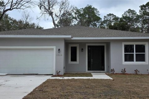 House in DeLand, Florida 5 bedrooms, 187.48 sq.m. № 2201086