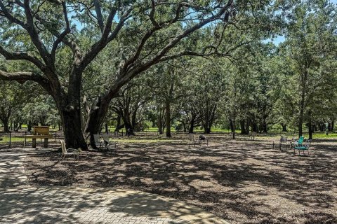 House in Groveland, Florida 4 bedrooms, 214.42 sq.m. № 2238337 - photo 14