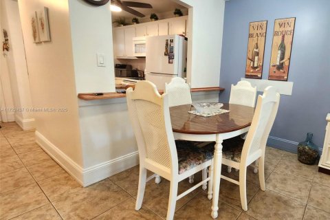 Condo in Sunrise, Florida, 2 bedrooms  № 1763698 - photo 6