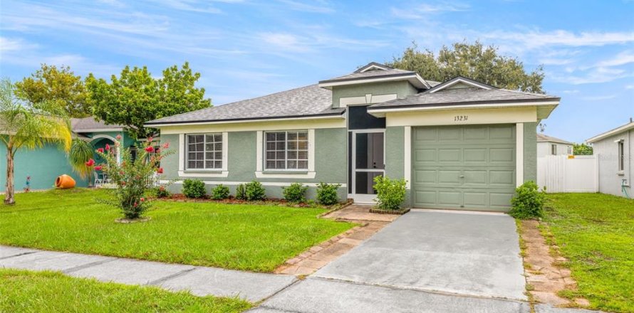Casa en Riverview, Florida 3 dormitorios, 100.89 m2 № 1902473