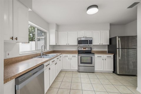 Casa en venta en Riverview, Florida, 3 dormitorios, 100.89 m2 № 1902473 - foto 10