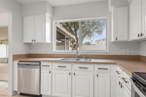 Casa en venta en Riverview, Florida, 3 dormitorios, 100.89 m2 № 1902473 - foto 13