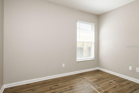House in Kissimmee, Florida 3 bedrooms, 162.21 sq.m. № 1914522 - photo 13