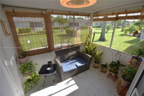 Casa en venta en West Palm Beach, Florida, 1 dormitorio, 61.5 m2 № 1941323 - foto 3