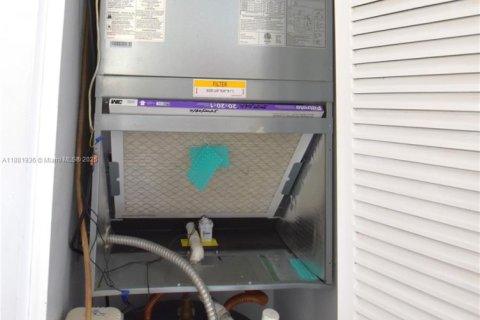 Casa en venta en West Palm Beach, Florida, 1 dormitorio, 61.5 m2 № 1941323 - foto 16