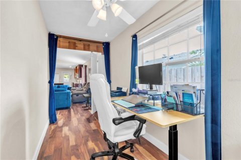 Купить виллу или дом в Венеция, Флорида 8 комнат, 107.02м2, № 1810330 - фото 24